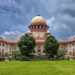 వీధి కుక్కలపై సుప్రీంకోర్టు ఉత్తర్వుల్లో సవరణ