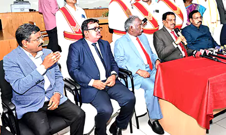 విజయవాడలో 5 అదనపు కోర్టులు ప్రారంభం: సత్వర న్యాయమే లక్ష్యం