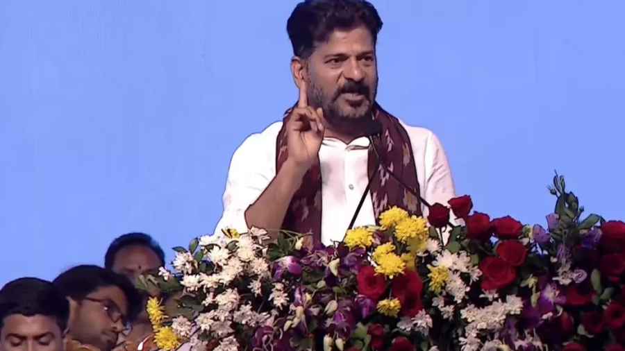 ఉద్యోగులకు గుడ్ న్యూస్.. సీఎం రేవంత్ రెడ్డి ఉచిత ప్రమాద బీమా పథకం ప్రారంభం