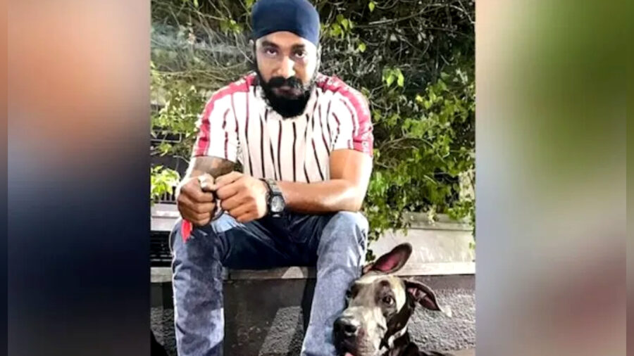 రాయ్‌పూర్‌లో దారుణం: ప్రియురాలిని ఆపే ప్రయత్నంలో కారు బోనెట్‌పై పడి వ్యాపారి మృతి