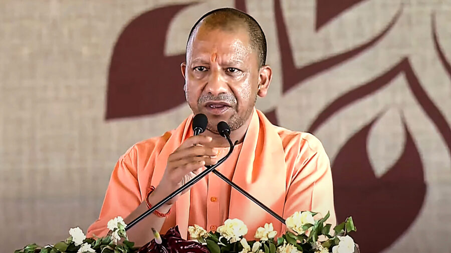 60 ఏళ్లు దాటిన మహిళలకు ఉచిత బస్సు ప్రయాణం : యోగి ఆదిత్యనాథ్‌